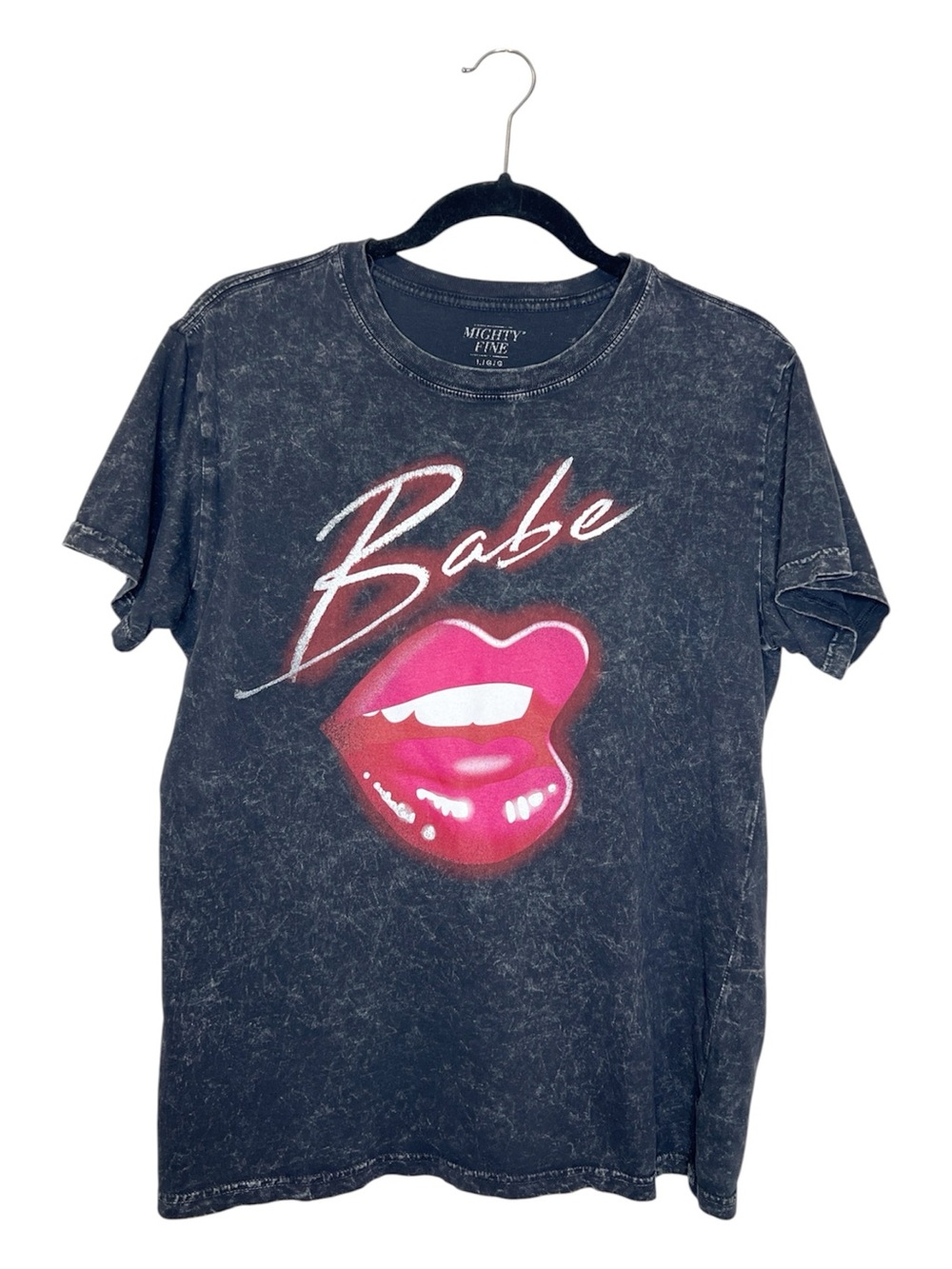 Might Fine Mineral Wash Babe Edgy 100% Cotton Tee size Large